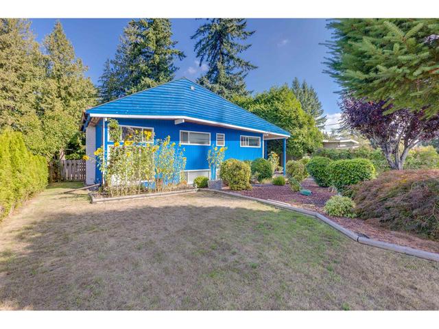 20173 48 Avenue, House detached with 4 bedrooms, 2 bathrooms and null parking in Langley BC | Image 32