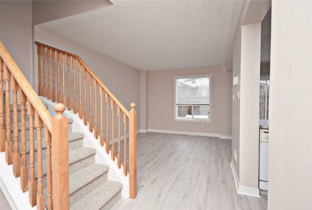 249 Stanley St, House attached with 3 bedrooms, 3 bathrooms and 3 parking in Barrie ON | Image 11