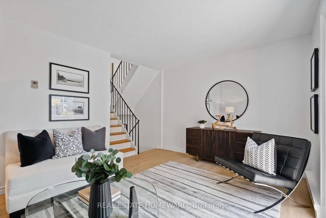 70 Stanley Terr, House attached with 3 bedrooms, 2 bathrooms and 2 parking in Toronto ON | Image 39