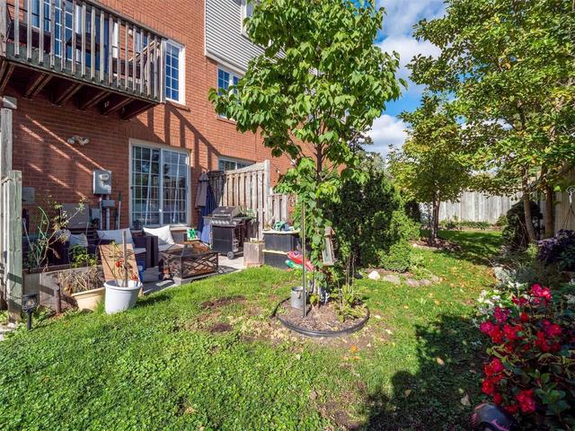 3 - 6950 Tenth Line W, Townhouse with 3 bedrooms, 2 bathrooms and 2 parking in Mississauga ON | Image 14