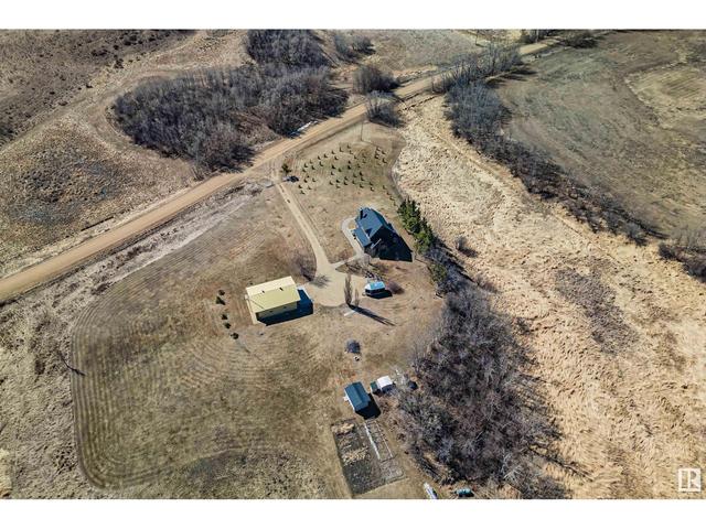 20036 Township Road 414, House detached with 3 bedrooms, 2 bathrooms and null parking in Stettler County No. 6 AB | Image 37