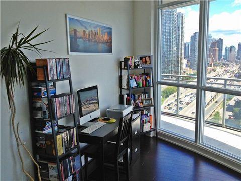 2312 - 38 Dan Leckie Way, Condo with 2 bedrooms, 2 bathrooms and 1 parking in Toronto ON | Image 10
