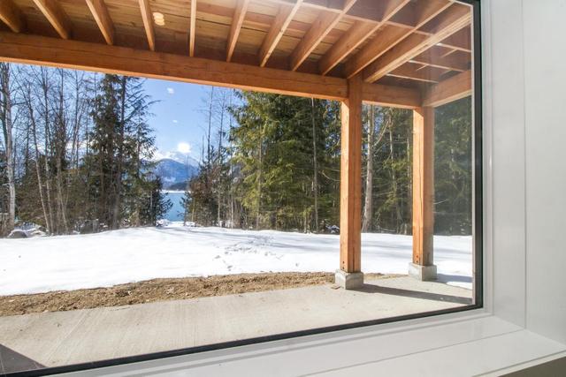 441 Galena Shores Drive, House detached with 5 bedrooms, 3 bathrooms and null parking in Columbia Shuswap B BC | Image 39