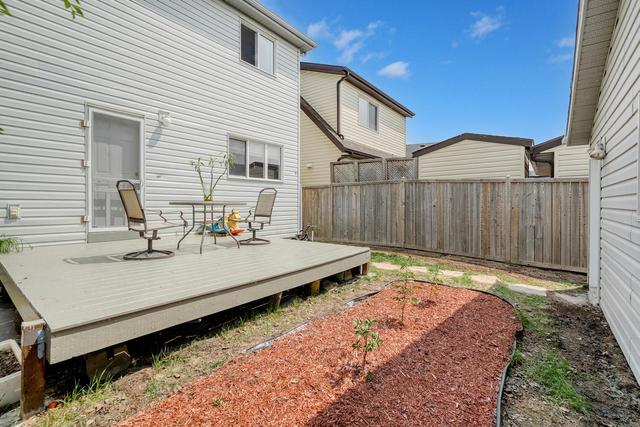 28 Copperstone Gardens Se, House detached with 3 bedrooms, 3 bathrooms and 2 parking in Calgary AB | Image 37