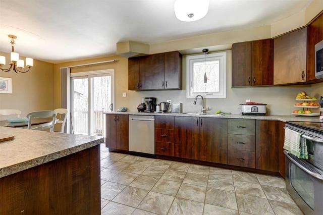 2037 Henderson Line, House detached with 3 bedrooms, 2 bathrooms and 6 parking in Otonabee South Monaghan ON | Image 20