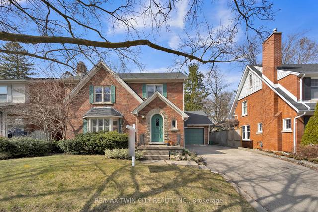 182 Union Blvd, House detached with 4 bedrooms, 3 bathrooms and 4 parking in Kitchener ON | Image 1