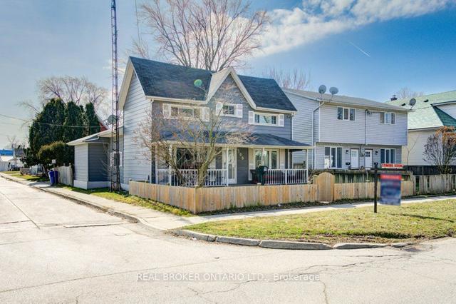 200 Park St, House detached with 3 bedrooms, 1 bathrooms and 2 parking in Chatham Kent ON | Image 23