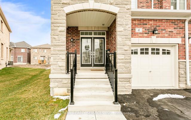 45 Ferragine Cres, House semidetached with 4 bedrooms, 3 bathrooms and 3 parking in Bradford West Gwillimbury ON | Image 12