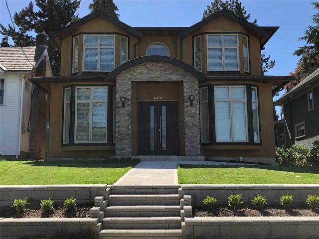 622 Colborne St, House detached with 5 bedrooms, 6 bathrooms and 2 parking in New Westminster BC | Image 1