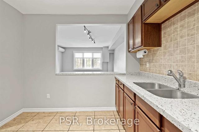 969 Eglinton Ave W, Condo with 3 bedrooms, 1 bathrooms and 1 parking in Toronto ON | Image 14