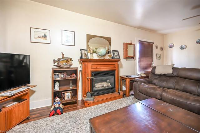 6 Gordon Street, House detached with 3 bedrooms, 1 bathrooms and null parking in Brantford ON | Image 19