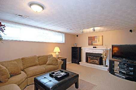 81 Toledo Rd, House detached with 3 bedrooms, 3 bathrooms and 4 parking in Toronto ON | Image 8