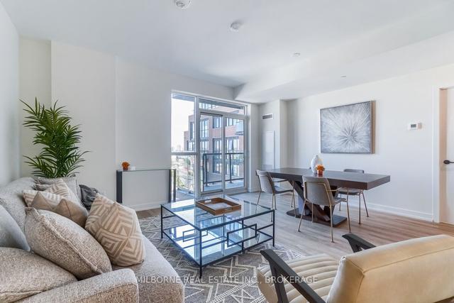323 - 2300 St Clair Ave W, Condo with 2 bedrooms, 2 bathrooms and 1 parking in Toronto ON | Image 3