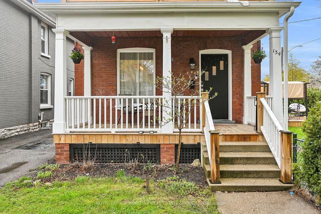 134 Peel St, House detached with 3 bedrooms, 2 bathrooms and 3 parking in Brantford ON | Image 34