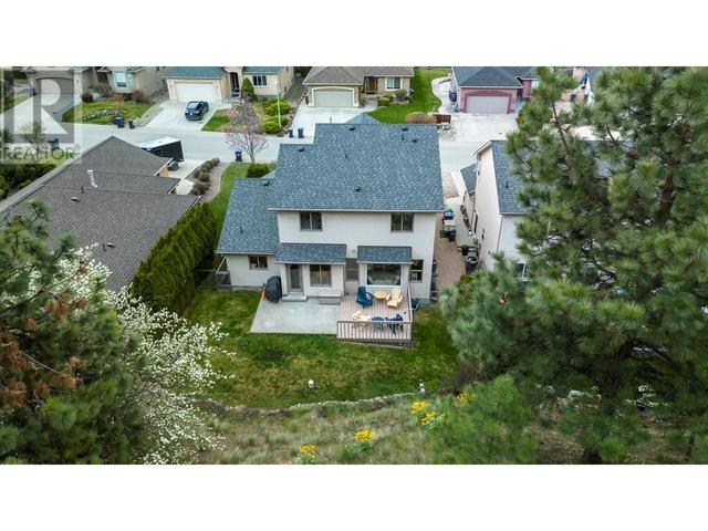 1071 Chilcotin Crescent, House detached with 5 bedrooms, 3 bathrooms and 2 parking in Kelowna BC | Image 37