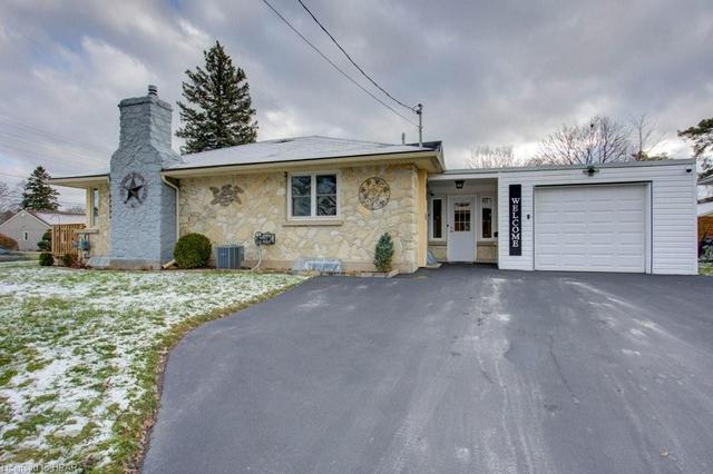 340 7th Avenue, House detached with 3 bedrooms, 2 bathrooms and 4 parking in Hanover ON | Image 12