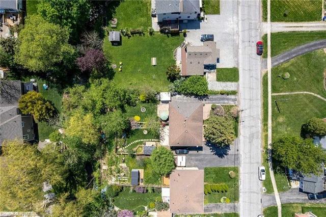 4120 Chippawa Pkwy, House semidetached with 3 bedrooms, 2 bathrooms and 3 parking in Niagara Falls ON | Image 21