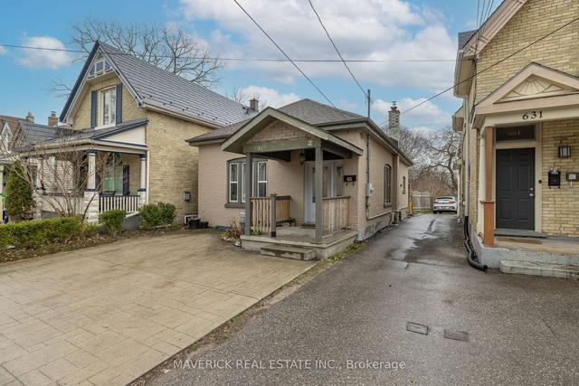 633 Elias St, House detached with 2 bedrooms, 1 bathrooms and 2 parking in London ON | Image 10