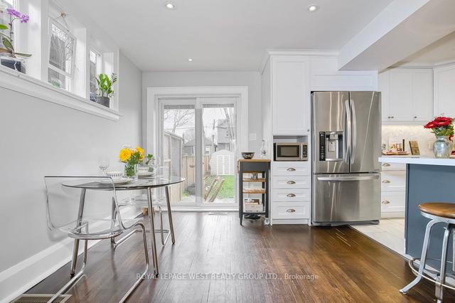 28 Sixth St, House detached with 3 bedrooms, 1 bathrooms and 1 parking in Toronto ON | Image 35