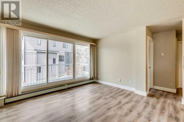 305, - 2515 14a Street Sw, Condo with 1 bedrooms, 1 bathrooms and 1 parking in Calgary AB | Image 5