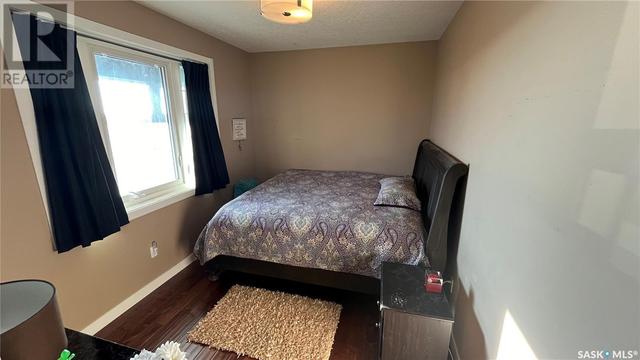 6400 Dewdney Avenue, House detached with 3 bedrooms, 3 bathrooms and null parking in Regina SK | Image 5