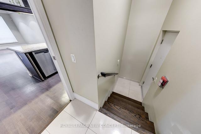 th4 - 15 Viking Lane, Townhouse with 3 bedrooms, 6 bathrooms and 2 parking in Toronto ON | Image 6