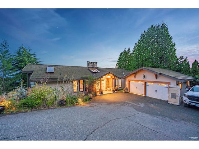 1521 Chartwell Drive, House detached with 6 bedrooms, 6 bathrooms and null parking in West Vancouver BC | Image 4