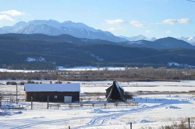 2755 Highway 95, House detached with 2 bedrooms, 1 bathrooms and null parking in East Kootenay G BC | Image 33