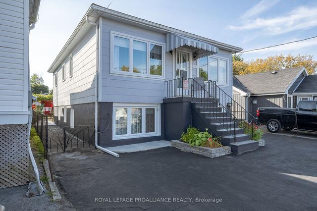 430 Nelson St, House detached with 2 bedrooms, 3 bathrooms and 4 parking in Kingston ON | Image 12