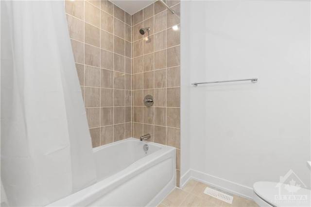 78 Heirloom Street, Townhouse with 3 bedrooms, 3 bathrooms and 2 parking in Ottawa ON | Image 22