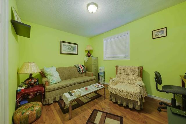 131 Simcoe St, House detached with 3 bedrooms, 2 bathrooms and 5 parking in Essa ON | Image 14