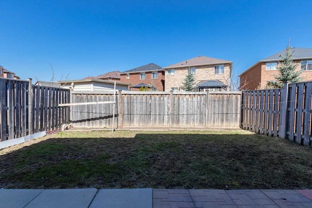 45 Commodore Dr, House semidetached with 4 bedrooms, 4 bathrooms and 4 parking in Brampton ON | Image 30