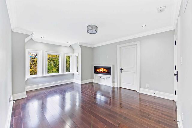 a - 91 Park St W, House semidetached with 4 bedrooms, 5 bathrooms and 3 parking in Mississauga ON | Image 11