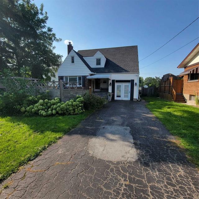 3893 Main St, House detached with 3 bedrooms, 2 bathrooms and 4 parking in Niagara Falls ON | Image 5
