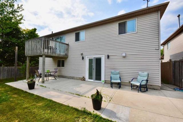 13 Columbia Rd S, House detached with 3 bedrooms, 2 bathrooms and 6 parking in Barrie ON | Image 32