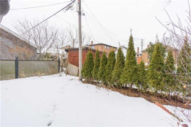 364 Whitmore Ave, House semidetached with 3 bedrooms, 3 bathrooms and 5 parking in Toronto ON | Image 20