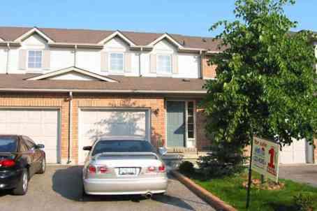 45 - 35 Malta Ave, Townhouse with 3 bedrooms, 2 bathrooms and null parking in Brampton ON | Image 1