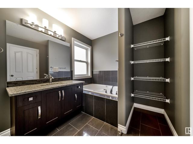 9628 221 St Nw, House detached with 3 bedrooms, 2 bathrooms and null parking in Edmonton AB | Image 34