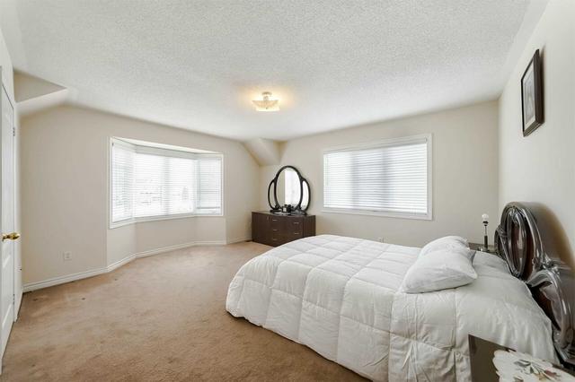 1 Timberwolf Rd, House detached with 4 bedrooms, 3 bathrooms and 6 parking in Brampton ON | Image 16