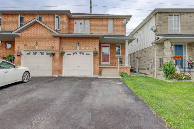 618 Amaretto Ave, House semidetached with 3 bedrooms, 4 bathrooms and 3 parking in Pickering ON | Image 1