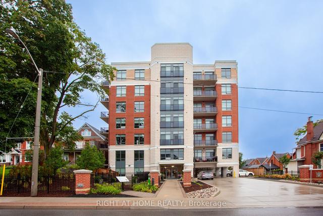 211 - 399 Queen St S, Condo with 2 bedrooms, 2 bathrooms and 1 parking in Kitchener ON | Image 12