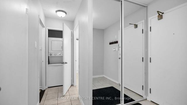 803 - 26 Hanover Rd, Condo with 2 bedrooms, 2 bathrooms and 2 parking in Brampton ON | Image 27