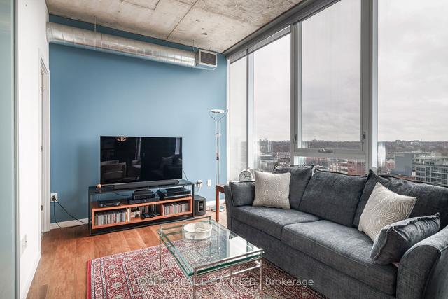 ph2 - 32 Trolley Cres, Condo with 3 bedrooms, 3 bathrooms and 1 parking in Toronto ON | Image 8