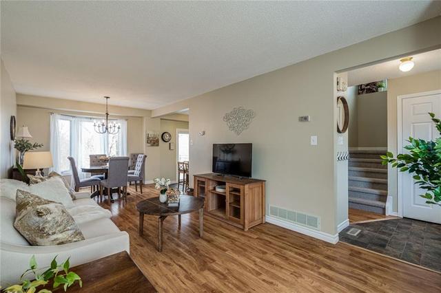 1439 Reynolds Avenue, House detached with 3 bedrooms, 1 bathrooms and 2 parking in Burlington ON | Image 8