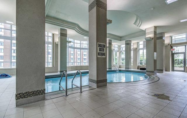 1802 - 208 Enfield Pl, Condo with 1 bedrooms, 1 bathrooms and 1 parking in Mississauga ON | Image 8