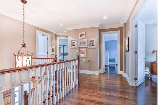 969 Fredonia Dr, House detached with 6 bedrooms, 7 bathrooms and 6 parking in Mississauga ON | Image 9