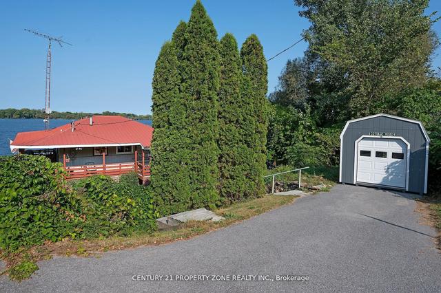 11278 Loyalist Pkwy, House detached with 3 bedrooms, 2 bathrooms and 3 parking in Prince Edward County ON | Image 28