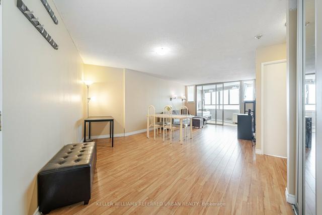 1303 - 260 Queens Quay W, Condo with 1 bedrooms, 1 bathrooms and 0 parking in Toronto ON | Image 24