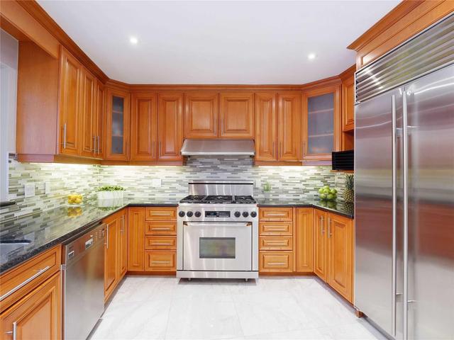 90 Gulliver Rd, House detached with 4 bedrooms, 4 bathrooms and 8 parking in Toronto ON | Image 6