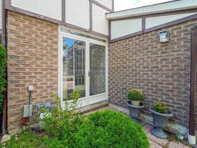 81 Royal Salisbury Way, House attached with 3 bedrooms, 3 bathrooms and 3 parking in Brampton ON | Image 29